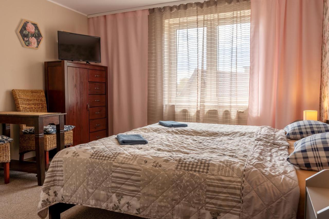 Gosciniec Skolimowka Restauracja I Pokoje Ze Sniadaniem Na Kaszubach Chmielno Esterno foto