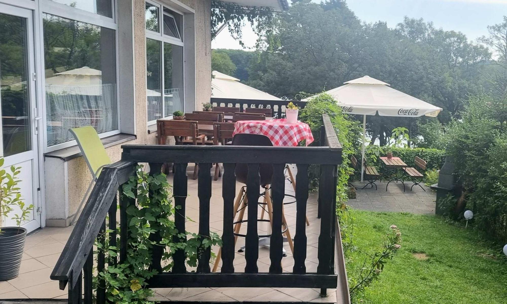 Gosciniec Skolimowka Restauracja I Pokoje Ze Sniadaniem Na Kaszubach Chmielno Esterno foto