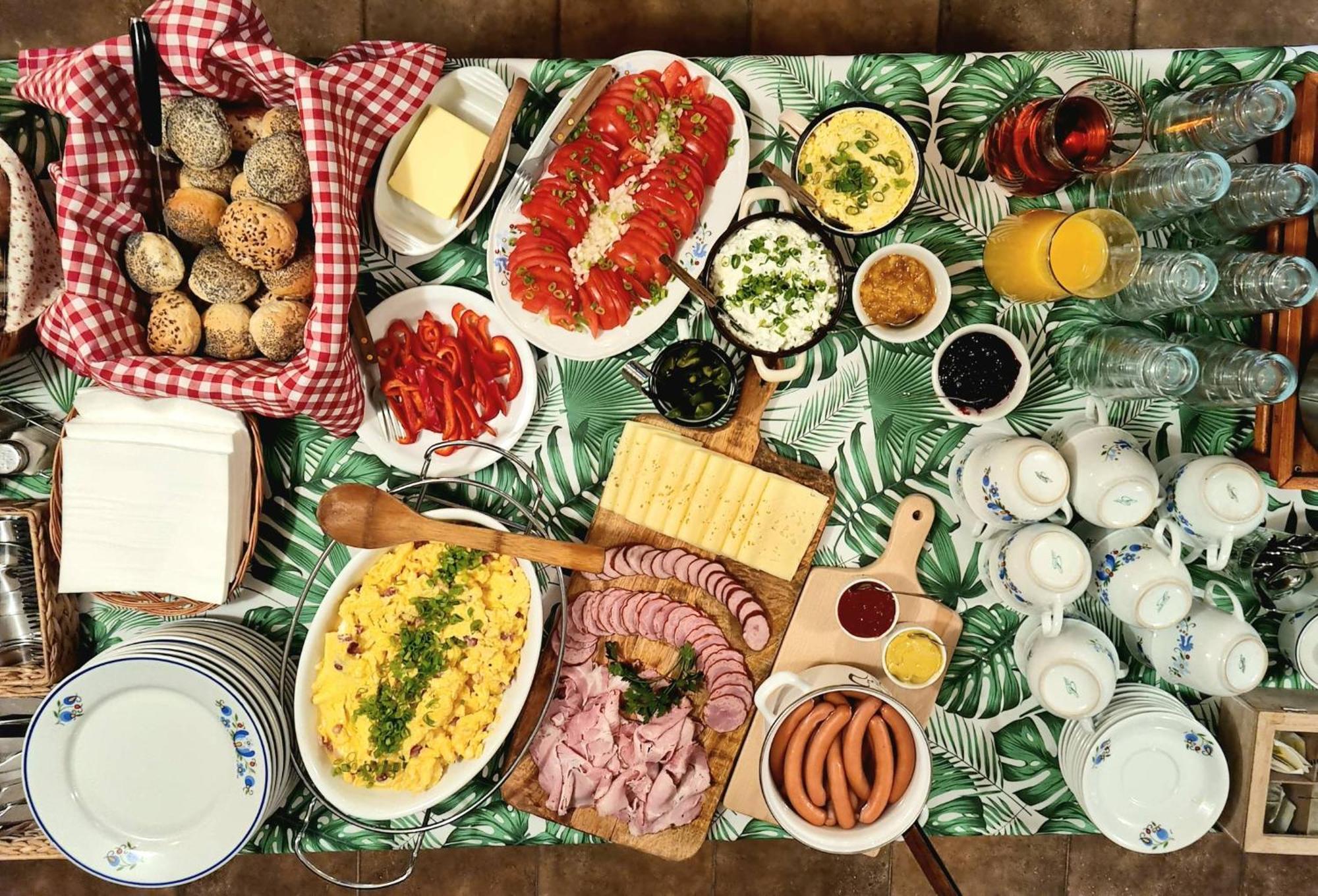 Gosciniec Skolimowka Restauracja I Pokoje Ze Sniadaniem Na Kaszubach Chmielno Esterno foto